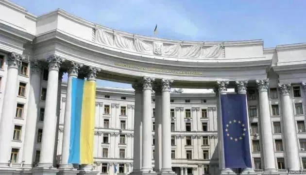 erimedia_ravk/BPklAwW4g.webp